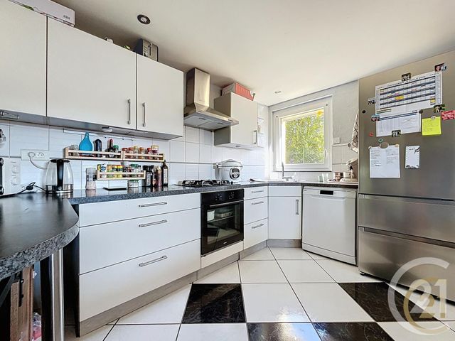 Appartement F3 à vendre - 3 pièces - 59.0 m2 - SELONCOURT - 25 - FRANCHE-COMTE - Century 21 Agence De La Gare