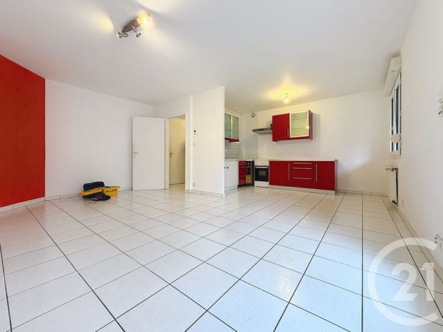 Appartement F2 à vendre - 3 pièces - 53.41 m2 - MONTBELIARD - 25 - FRANCHE-COMTE - Century 21 Agence De La Gare