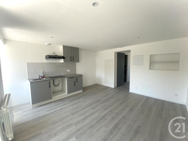 Appartement F2 à louer - 2 pièces - 36.0 m2 - TREVENANS - 90 - FRANCHE-COMTE - Century 21 Agence De La Gare