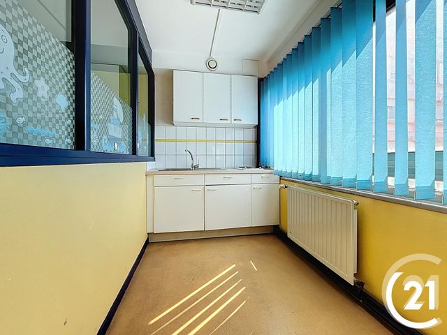Appartement Local à vendre - 18 pièces - 441.0 m2 - MONTBELIARD - 25 - FRANCHE-COMTE - Century 21 Agence De La Gare