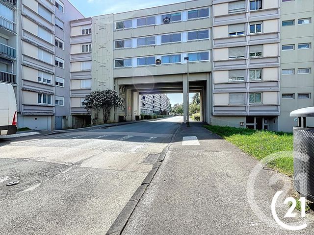 Appartement Local à vendre - 18 pièces - 441.0 m2 - MONTBELIARD - 25 - FRANCHE-COMTE - Century 21 Agence De La Gare