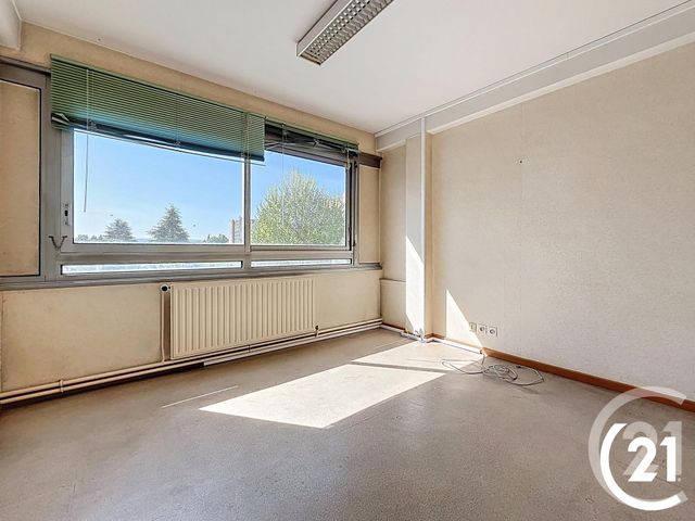 Appartement Local à vendre - 18 pièces - 441.0 m2 - MONTBELIARD - 25 - FRANCHE-COMTE - Century 21 Agence De La Gare