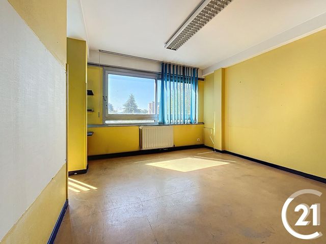 Appartement Local à vendre - 18 pièces - 441.0 m2 - MONTBELIARD - 25 - FRANCHE-COMTE - Century 21 Agence De La Gare