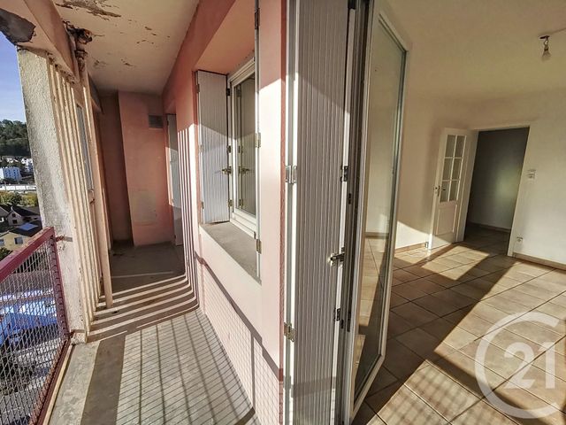Appartement F4 à vendre - 4 pièces - 72.3 m2 - SOCHAUX - 25 - FRANCHE-COMTE - Century 21 Agence De La Gare