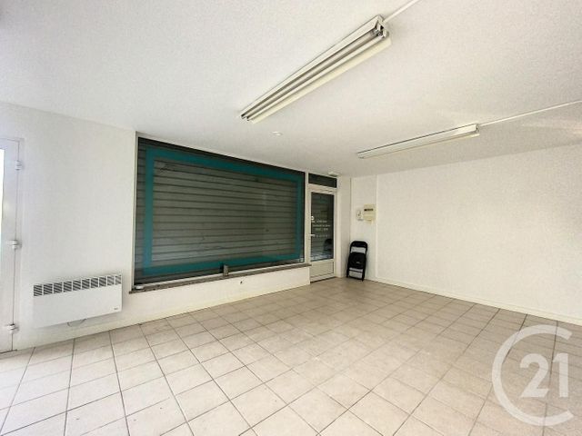 Appartement Local à louer - 1 pièce - 130.0 m2 - AUDINCOURT - 25 - FRANCHE-COMTE - Century 21 Agence De La Gare