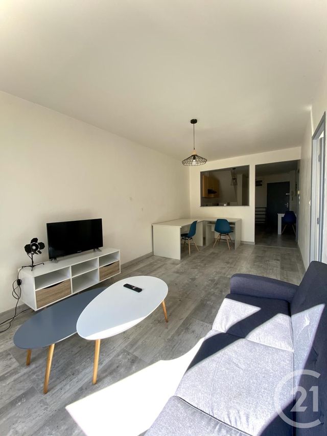 Appartement F3 à louer - 3 pièces - 55.71 m2 - MONTBELIARD - 25 - FRANCHE-COMTE - Century 21 Agence De La Gare