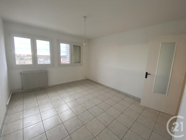 Appartement F3 à vendre - 3 pièces - 55.75 m2 - SOCHAUX - 25 - FRANCHE-COMTE - Century 21 Agence De La Gare