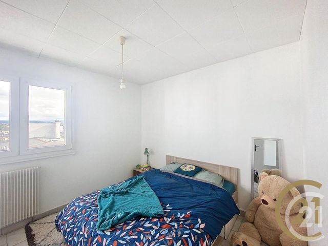 Appartement F3 à vendre - 3 pièces - 55.75 m2 - SOCHAUX - 25 - FRANCHE-COMTE - Century 21 Agence De La Gare