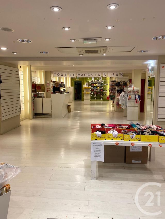 commerce à louer - 113.0 m2 - 25 - FRANCHE-COMTE - Century 21 Agence De La Gare