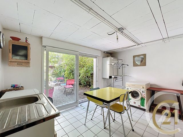 Appartement F4 à vendre - 5 pièces - 100.5 m2 - MONTBELIARD - 25 - FRANCHE-COMTE - Century 21 Agence De La Gare