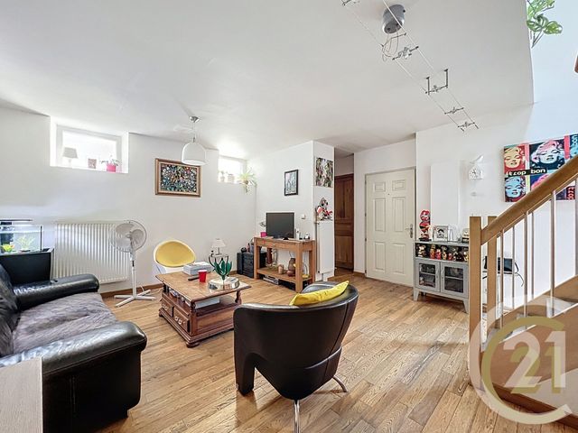 Appartement F4 à vendre - 5 pièces - 100.5 m2 - MONTBELIARD - 25 - FRANCHE-COMTE - Century 21 Agence De La Gare