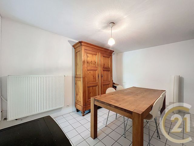 Appartement F4 à vendre - 5 pièces - 100.5 m2 - MONTBELIARD - 25 - FRANCHE-COMTE - Century 21 Agence De La Gare