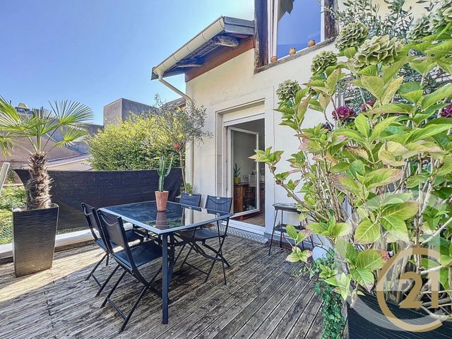 Appartement F4 à vendre - 5 pièces - 100.5 m2 - MONTBELIARD - 25 - FRANCHE-COMTE - Century 21 Agence De La Gare