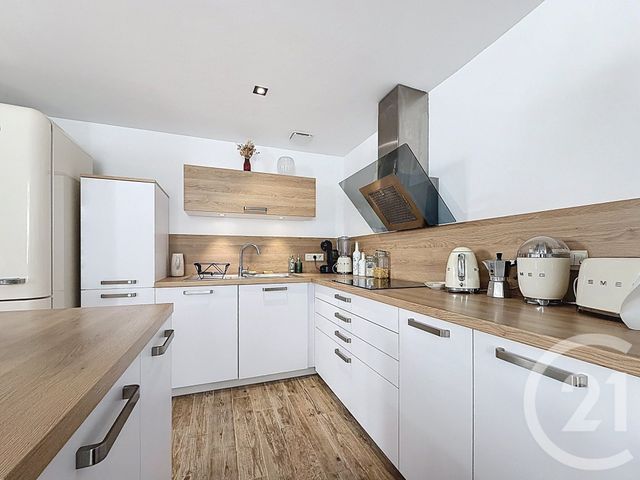 Appartement F4 à vendre - 4 pièces - 81.6 m2 - MONTBELIARD - 25 - FRANCHE-COMTE - Century 21 Agence De La Gare