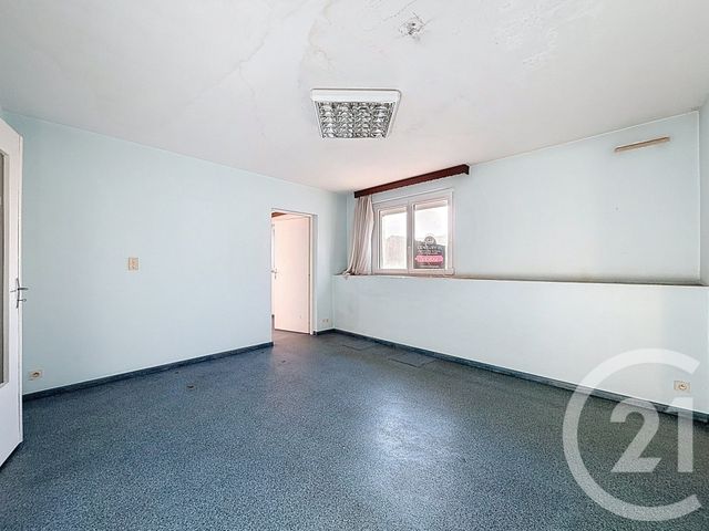 Appartement F4 à vendre - 4 pièces - 73.77 m2 - COLOMBIER FONTAINE - 25 - FRANCHE-COMTE - Century 21 Agence De La Gare