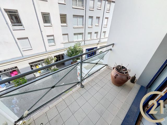 Appartement F4 à vendre - 4 pièces - 80.35 m2 - MONTBELIARD - 25 - FRANCHE-COMTE - Century 21 Agence De La Gare