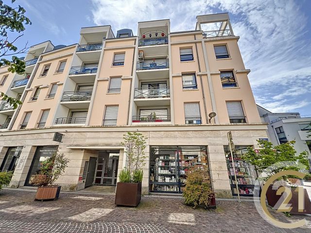 Appartement F4 à vendre - 4 pièces - 80.35 m2 - MONTBELIARD - 25 - FRANCHE-COMTE - Century 21 Agence De La Gare
