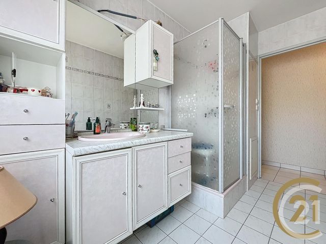 Appartement F4 à vendre - 4 pièces - 80.35 m2 - MONTBELIARD - 25 - FRANCHE-COMTE - Century 21 Agence De La Gare