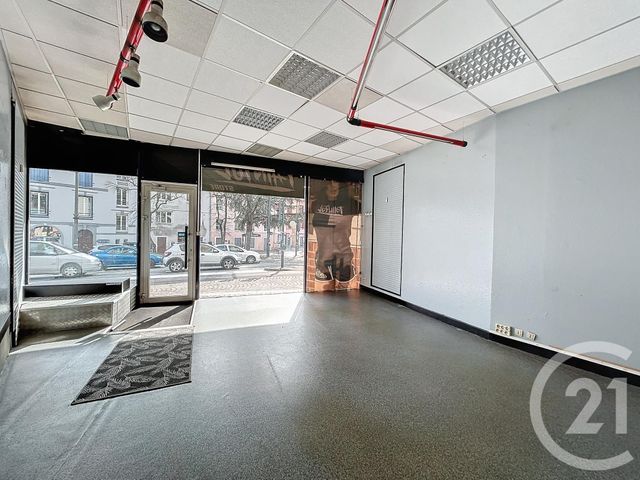 Appartement Local à louer - 1 pièce - 35.0 m2 - MONTBELIARD - 25 - FRANCHE-COMTE - Century 21 Agence De La Gare