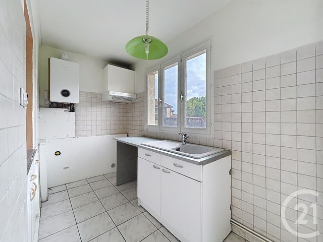 Appartement F3 à louer - 3 pièces - 70.0 m2 - HERICOURT - 70 - FRANCHE-COMTE - Century 21 Agence De La Gare