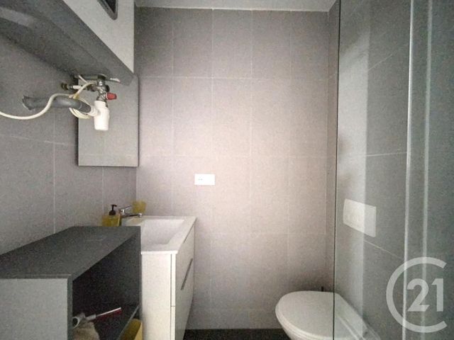 Appartement Studio à louer - 1 pièce - 28.0 m2 - MONTBELIARD - 25 - FRANCHE-COMTE - Century 21 Agence De La Gare