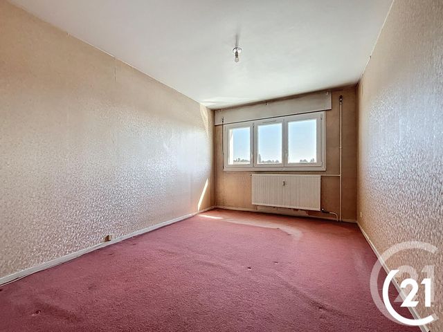 Afficher la photo en grand Appartement F3 à vendre - 3 pièces - 70.45 m2 - MONTBELIARD - 25 - FRANCHE-COMTE - Century 21 Agence De La Gare