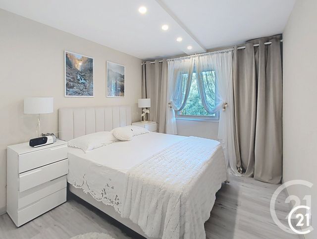 Appartement F5 à vendre - 5 pièces - 111.07 m2 - MONTBELIARD - 25 - FRANCHE-COMTE - Century 21 Agence De La Gare