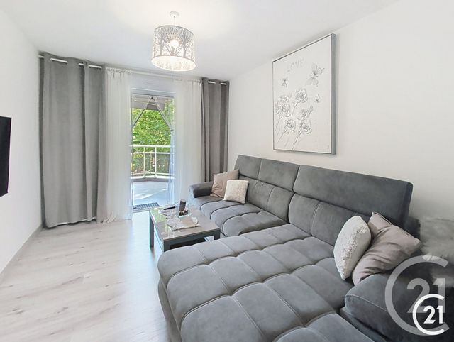 Appartement F5 à vendre - 5 pièces - 111.07 m2 - MONTBELIARD - 25 - FRANCHE-COMTE - Century 21 Agence De La Gare