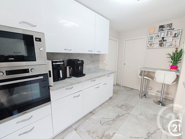 Appartement F5 à vendre - 5 pièces - 111.07 m2 - MONTBELIARD - 25 - FRANCHE-COMTE - Century 21 Agence De La Gare