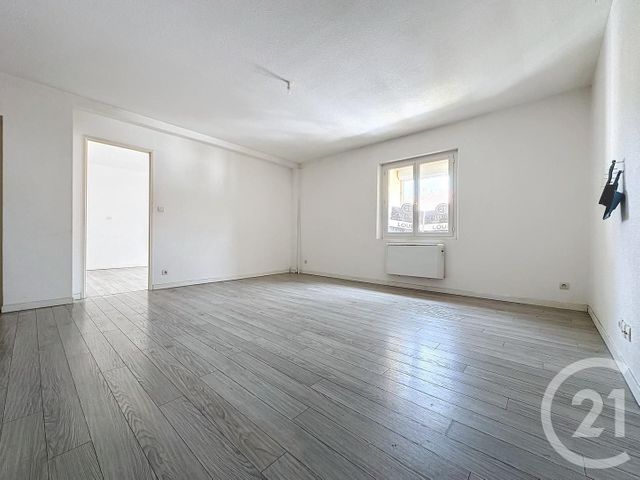 Appartement F2 à louer - 2 pièces - 46.0 m2 - SELONCOURT - 25 - FRANCHE-COMTE - Century 21 Agence De La Gare