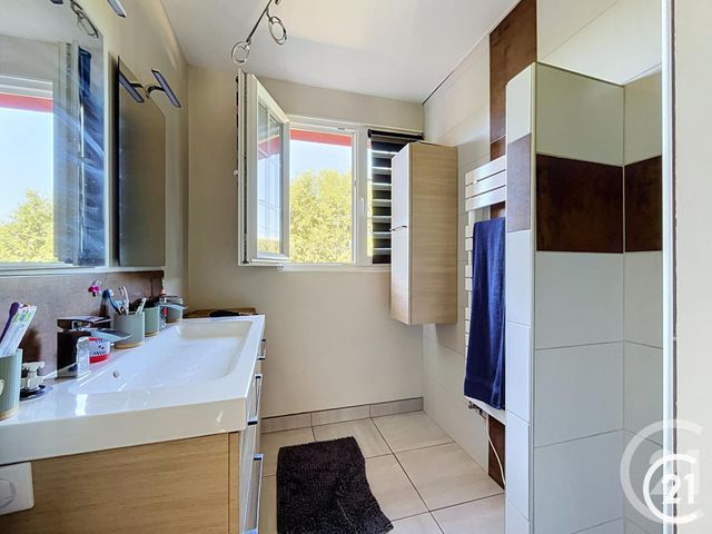 maison à vendre - 5 pièces - 107.65 m2 - ETUPES - 25 - FRANCHE-COMTE - Century 21 Agence De La Gare