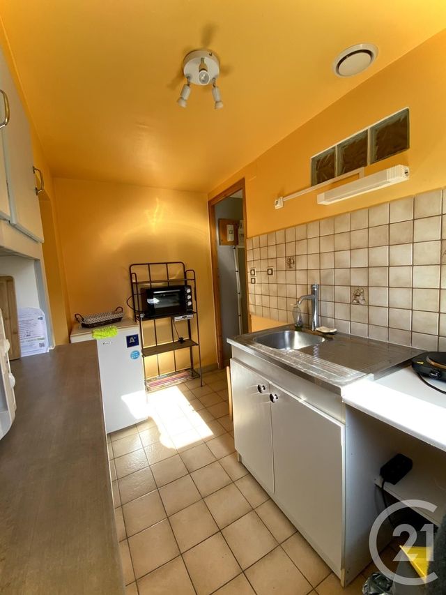 Appartement F1 à louer - 1 pièce - 20.46 m2 - STE SUZANNE - 25 - FRANCHE-COMTE - Century 21 Agence De La Gare