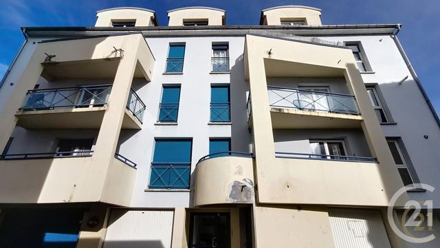 Appartement F2 à vendre - 2 pièces - 54.15 m2 - MONTBELIARD - 25 - FRANCHE-COMTE - Century 21 Agence De La Gare