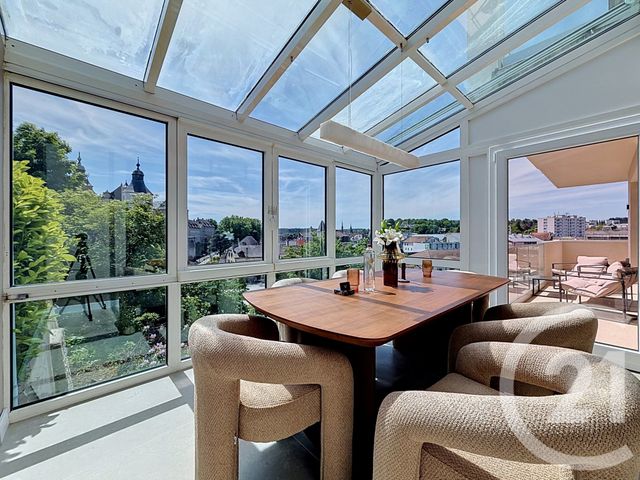 Appartement F5 à vendre - 5 pièces - 135.01 m2 - MONTBELIARD - 25 - FRANCHE-COMTE - Century 21 Agence De La Gare
