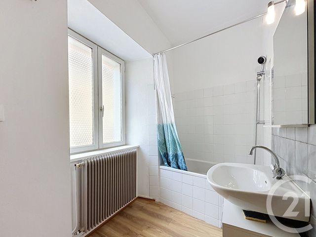 Appartement F3 à vendre - 3 pièces - 65.04 m2 - COUTHENANS - 70 - FRANCHE-COMTE - Century 21 Agence De La Gare