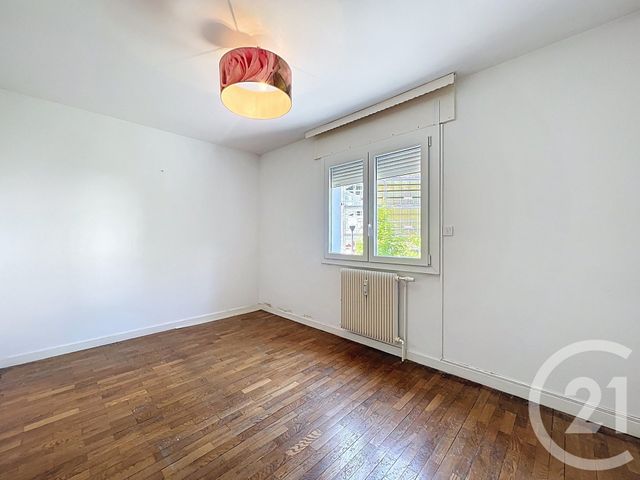 Afficher la photo en grand Appartement F4 à vendre - 4 pièces - 79.52 m2 - MONTBELIARD - 25 - FRANCHE-COMTE - Century 21 Agence De La Gare