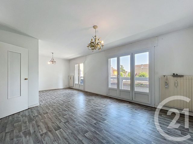 Appartement F4 à vendre - 4 pièces - 79.52 m2 - MONTBELIARD - 25 - FRANCHE-COMTE - Century 21 Agence De La Gare
