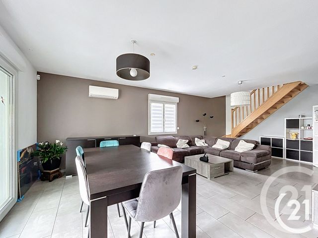 maison à vendre - 7 pièces - 160.0 m2 - VANDONCOURT - 25 - FRANCHE-COMTE - Century 21 Agence De La Gare