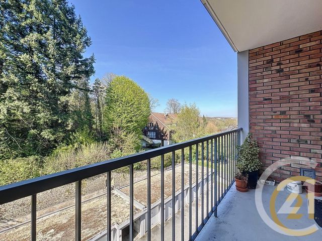 Afficher la photo en grand Appartement F4 à vendre - 4 pièces - 93.01 m2 - MONTBELIARD - 25 - FRANCHE-COMTE - Century 21 Agence De La Gare