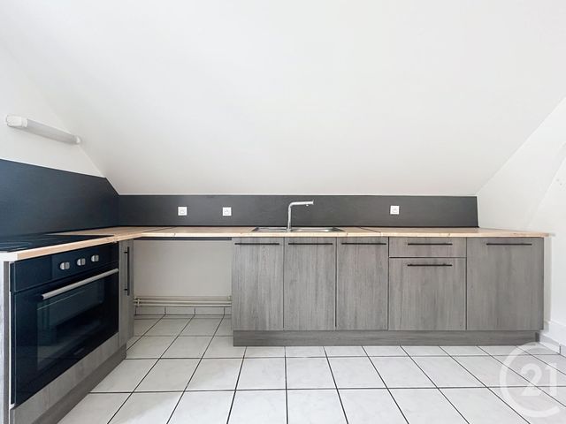 Appartement F2 à louer - 2 pièces - 39.0 m2 - HERIMONCOURT - 25 - FRANCHE-COMTE - Century 21 Agence De La Gare