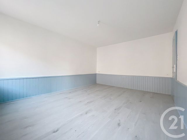 maison à louer - 5 pièces - 85.0 m2 - STE SUZANNE - 25 - FRANCHE-COMTE - Century 21 Agence De La Gare