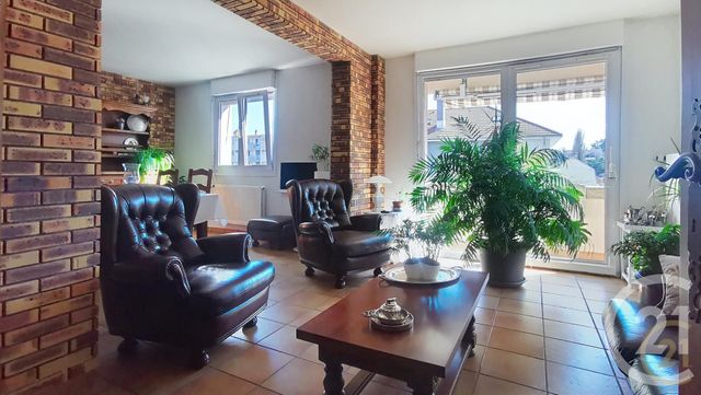 Appartement F4 à vendre - 4 pièces - 83.0 m2 - MONTBELIARD - 25 - FRANCHE-COMTE - Century 21 Agence De La Gare