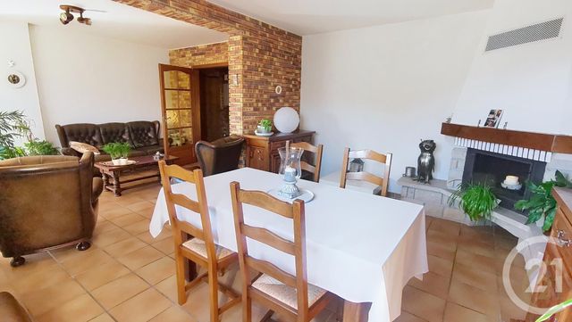 Appartement F4 à vendre - 4 pièces - 83.0 m2 - MONTBELIARD - 25 - FRANCHE-COMTE - Century 21 Agence De La Gare