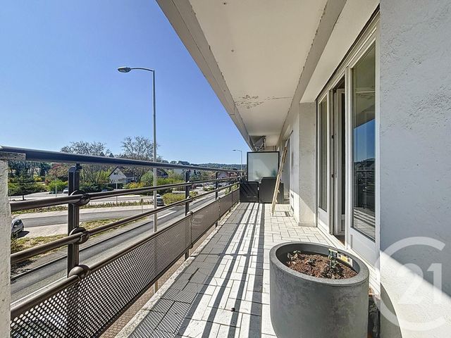 Afficher la photo en grand Appartement F6 à vendre - 6 pièces - 136.0 m2 - MONTBELIARD - 25 - FRANCHE-COMTE - Century 21 Agence De La Gare