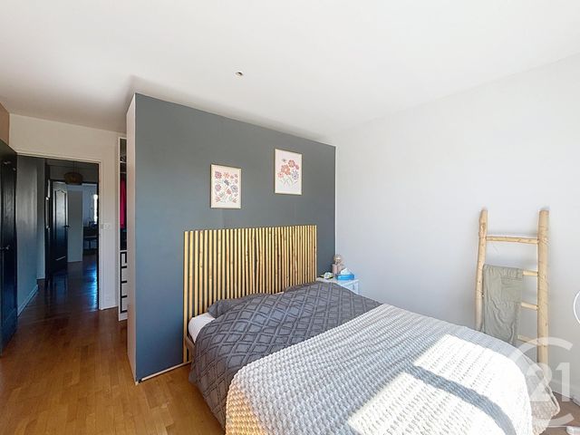 Afficher la photo en grand Appartement F6 à vendre - 6 pièces - 136.0 m2 - MONTBELIARD - 25 - FRANCHE-COMTE - Century 21 Agence De La Gare