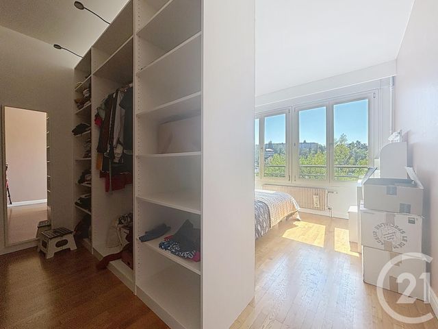 Afficher la photo en grand Appartement F6 à vendre - 6 pièces - 136.0 m2 - MONTBELIARD - 25 - FRANCHE-COMTE - Century 21 Agence De La Gare