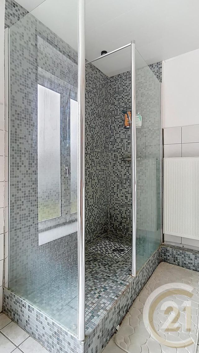 Appartement F5 à vendre - 5 pièces - 150.0 m2 - BEAUCOURT - 90 - FRANCHE-COMTE - Century 21 Agence De La Gare