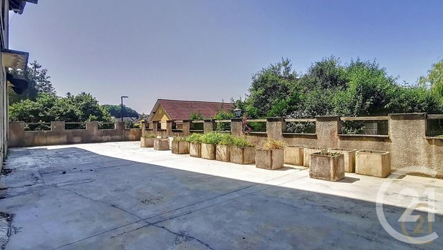 Appartement F5 à vendre - 5 pièces - 150.0 m2 - BEAUCOURT - 90 - FRANCHE-COMTE - Century 21 Agence De La Gare