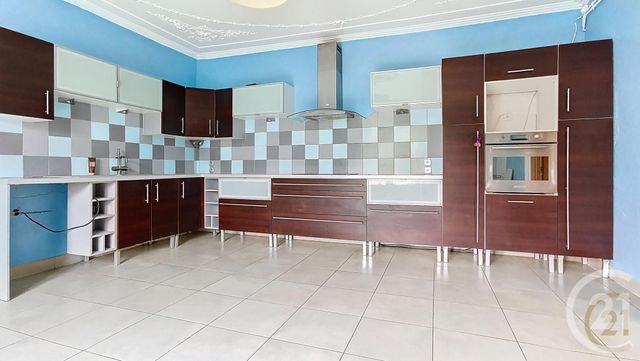 Appartement F5 à vendre - 5 pièces - 150.0 m2 - BEAUCOURT - 90 - FRANCHE-COMTE - Century 21 Agence De La Gare