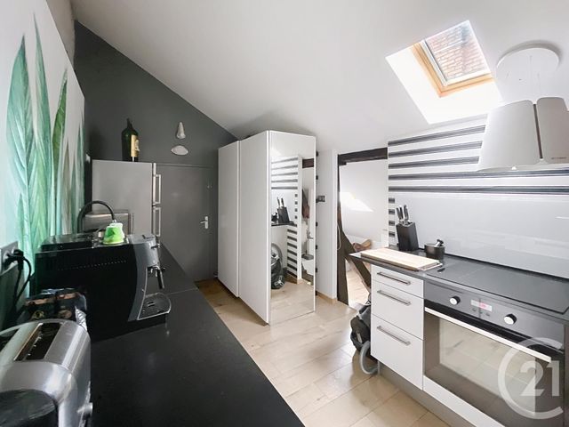 Appartement F3 à louer - 3 pièces - 65.0 m2 - MONTBELIARD - 25 - FRANCHE-COMTE - Century 21 Agence De La Gare